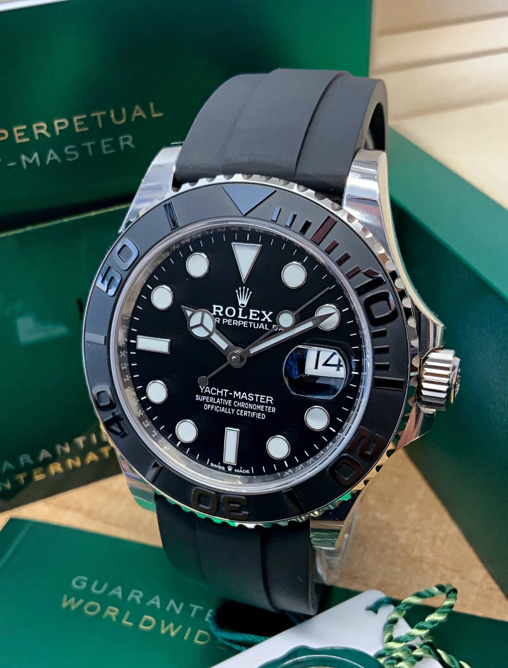 Yacht-Master 42 mm Oro blanco Oysterflex esfera negra